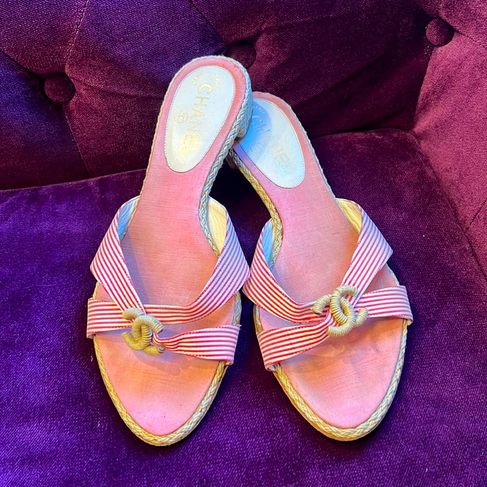 CHANEL RED & WHITE KITTEN HEEL ESPADRILLES SANDALS SIZE 39 DOUBLE CC IN …